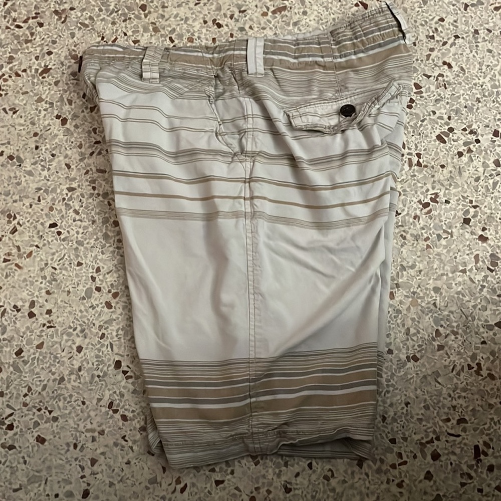 Aeropostale Men Plaid Shorts Size 31 - Picture 4 of 5